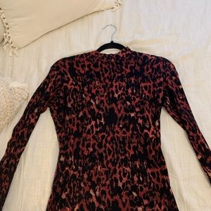 Leopard print top